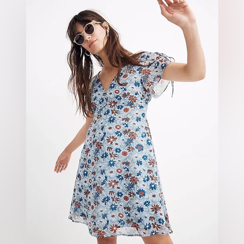 Open-Back Mini Dress in Wildflower Garden